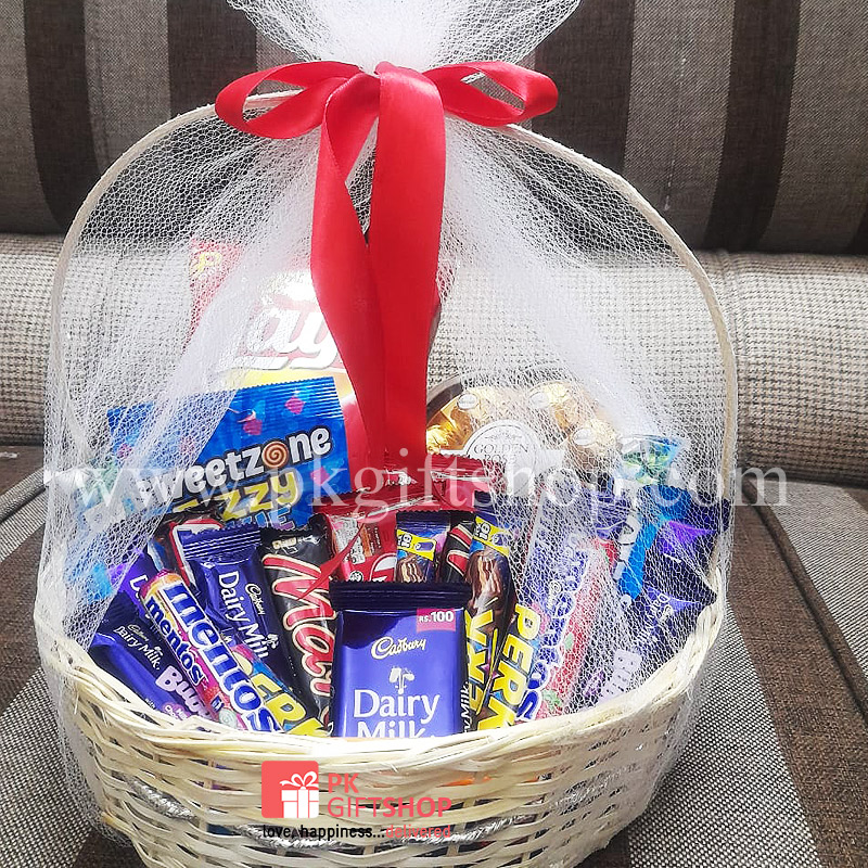 CHOCOLATE CRAVINGS MIX CHOCOLATE BASKET