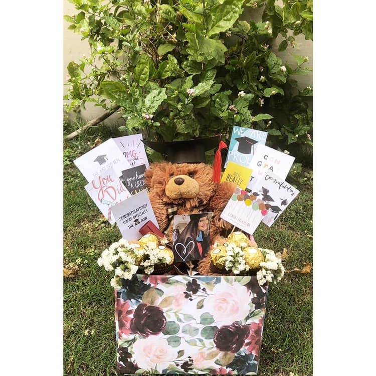 LOVELY CONGRATULATION BASKET