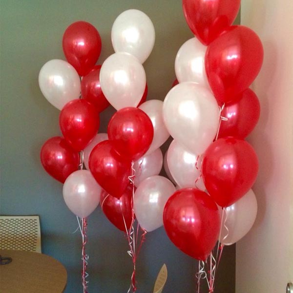 5 BALLOONS RED AND WHITE