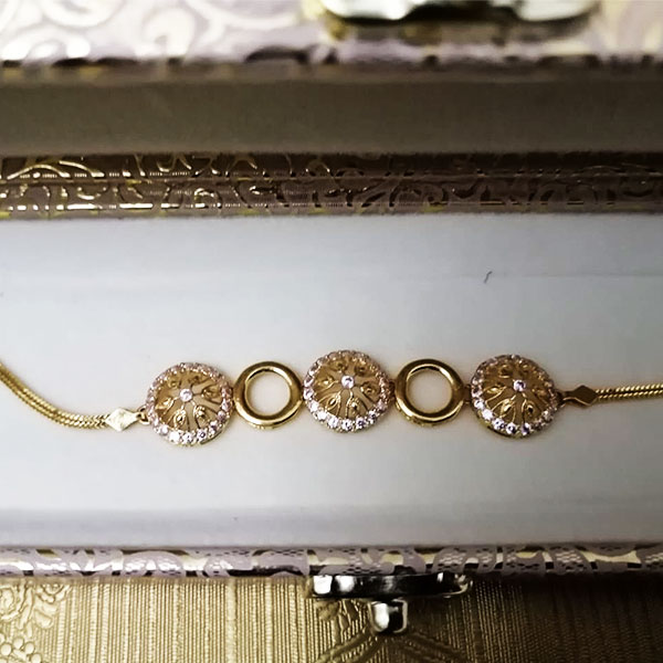 JUST FOR HER - GOLD PLATED BRACLET