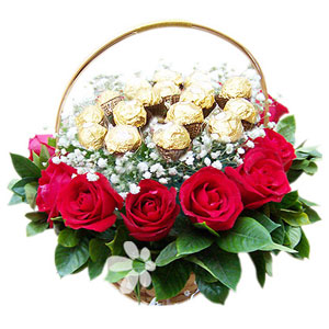 SWEET LOVERS GIFT BASKET