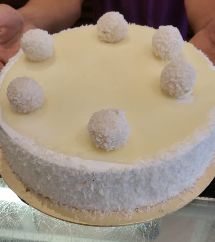 COCONUT CAKE BY THE BAKERS INN SIALKOT