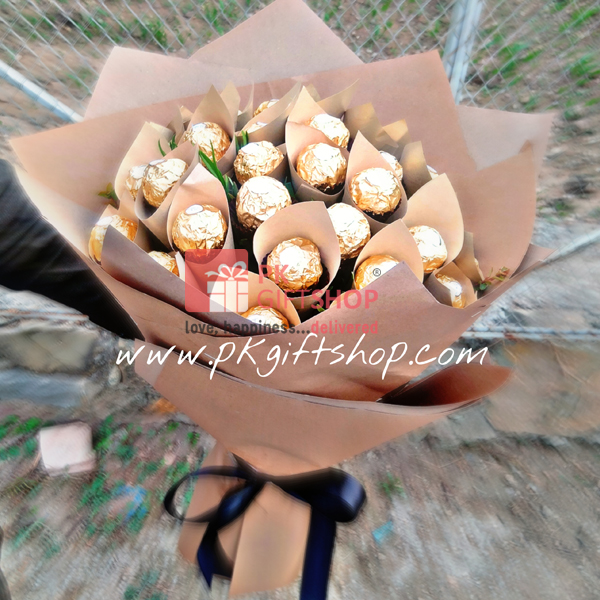 Ferrero Rocher bouquet beautifully wrapped