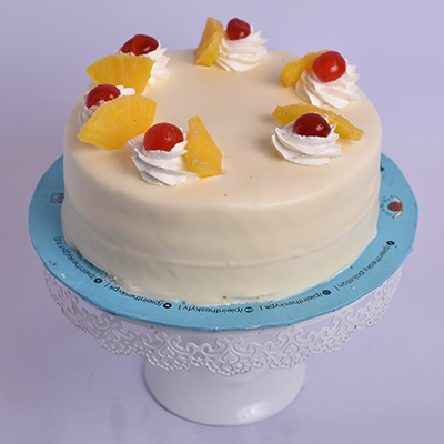 PINEAPPLE GATEAU CAKE BY PIE IN THE SKY
