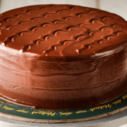 NUTELLA CAKE BY HOBNOB CACKES