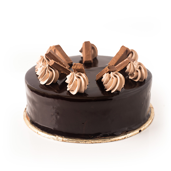 KITKAT CHOCOLATE CAKE BY MEER BAKERS & SWEETS