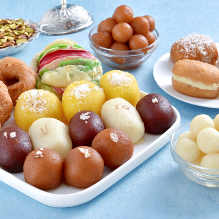 1 KG MIX MITHAI - DARBAR E SHIREEN