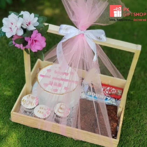 GOODNESS OF WOODEN TRAY