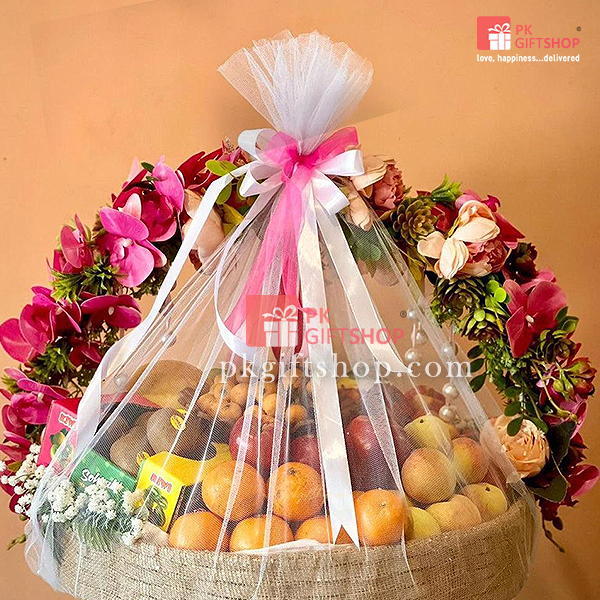 Send PREMIUM DECORATED FRUIT BASKET to Pakistan Online Gifts